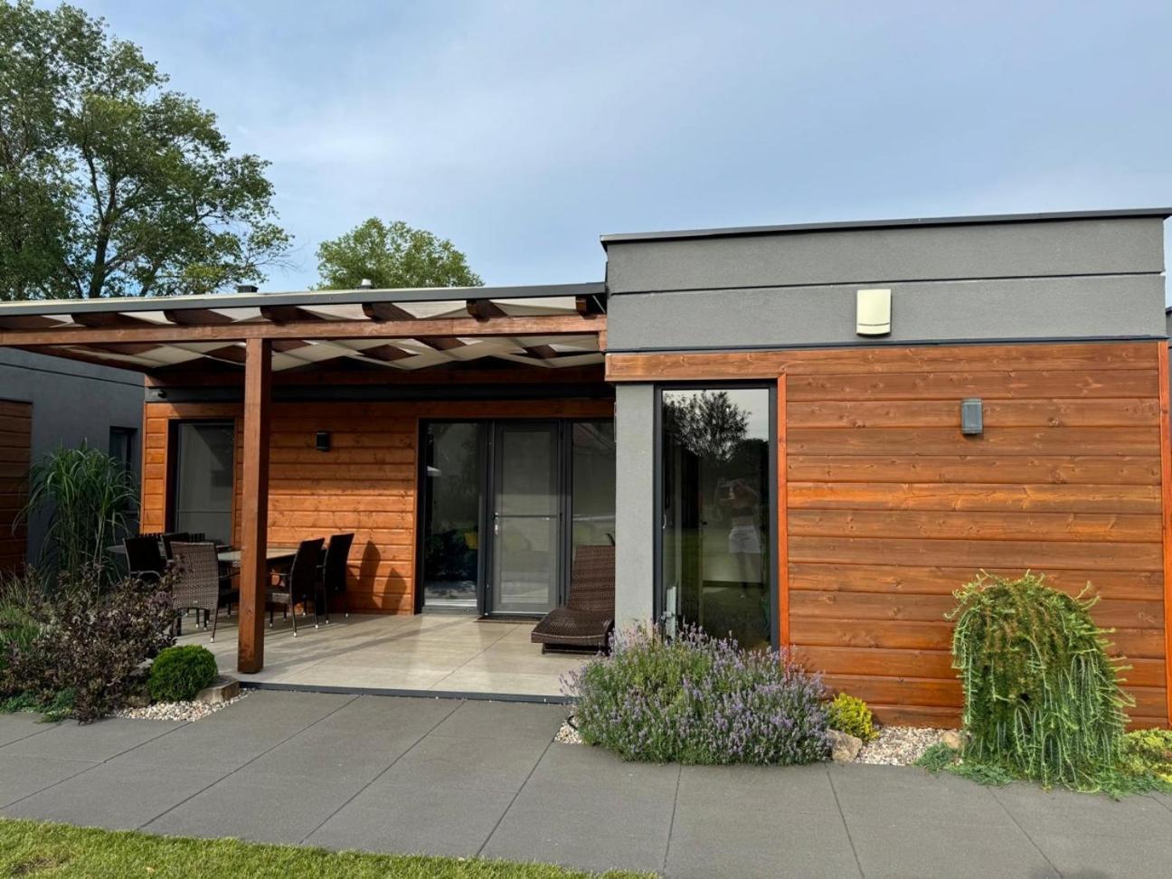 Cisza Bungalows Village / Blisko Natury Nowecin Buitenkant foto