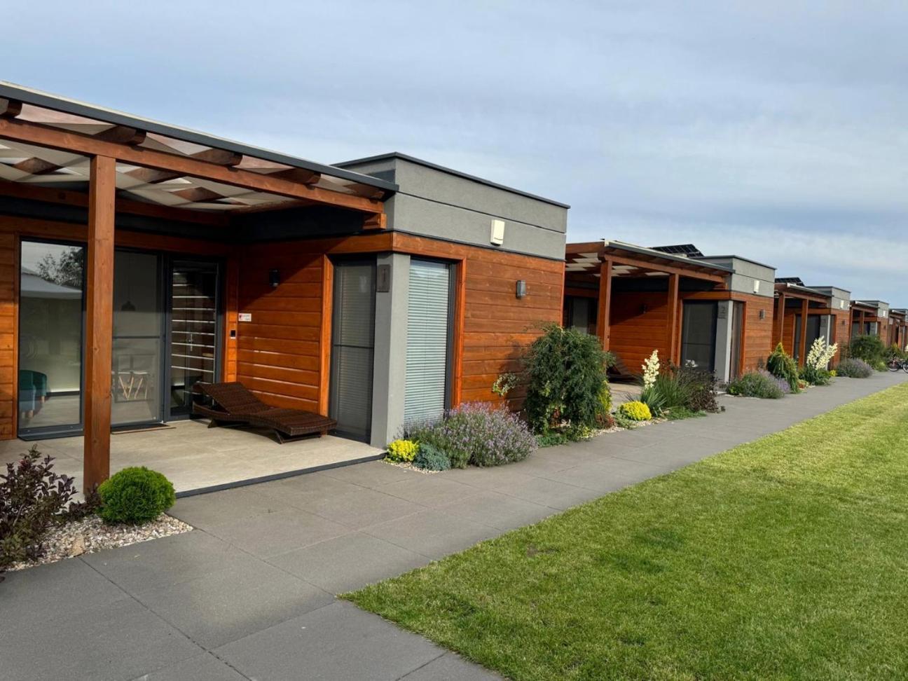 Cisza Bungalows Village / Blisko Natury Nowecin Buitenkant foto