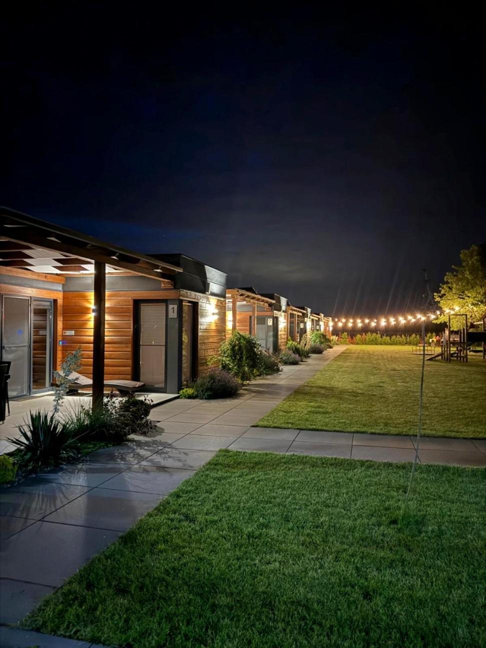 Cisza Bungalows Village / Blisko Natury Nowecin Buitenkant foto